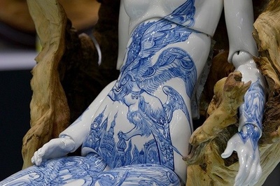 既是陶瓷又是人體 令人驚嘆不止的藝術表達